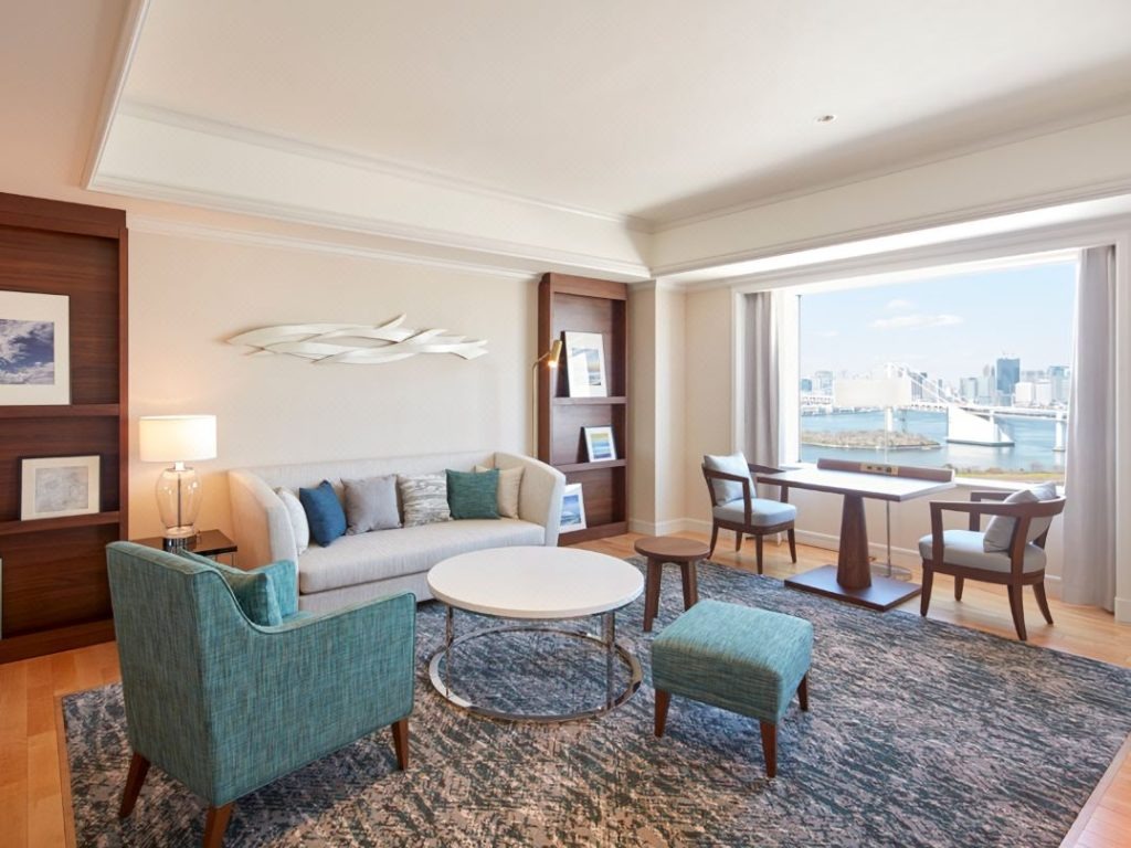 How Business Hotel Furniture Differs From Resort Hotel Furniture