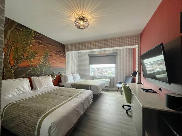 How Does Hotel Furniture Influence Guests’ Perception of Service Quality?