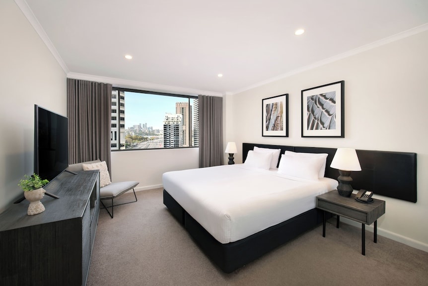 Trends in personalizing hotel interior spaces to enhance guest experience