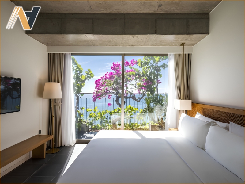 Material Selection for Coastal Hotel Furniture