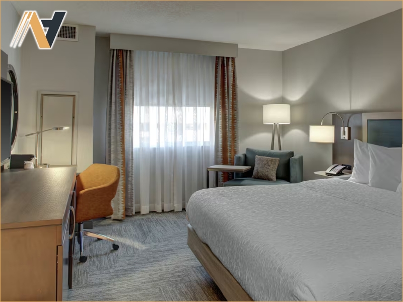 Standard Desk Dimensions for Business Hotel Rooms