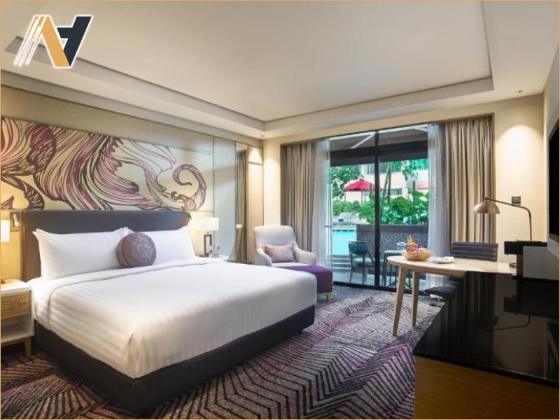 Why Work Desk Dimensions Matter in Business Hotels